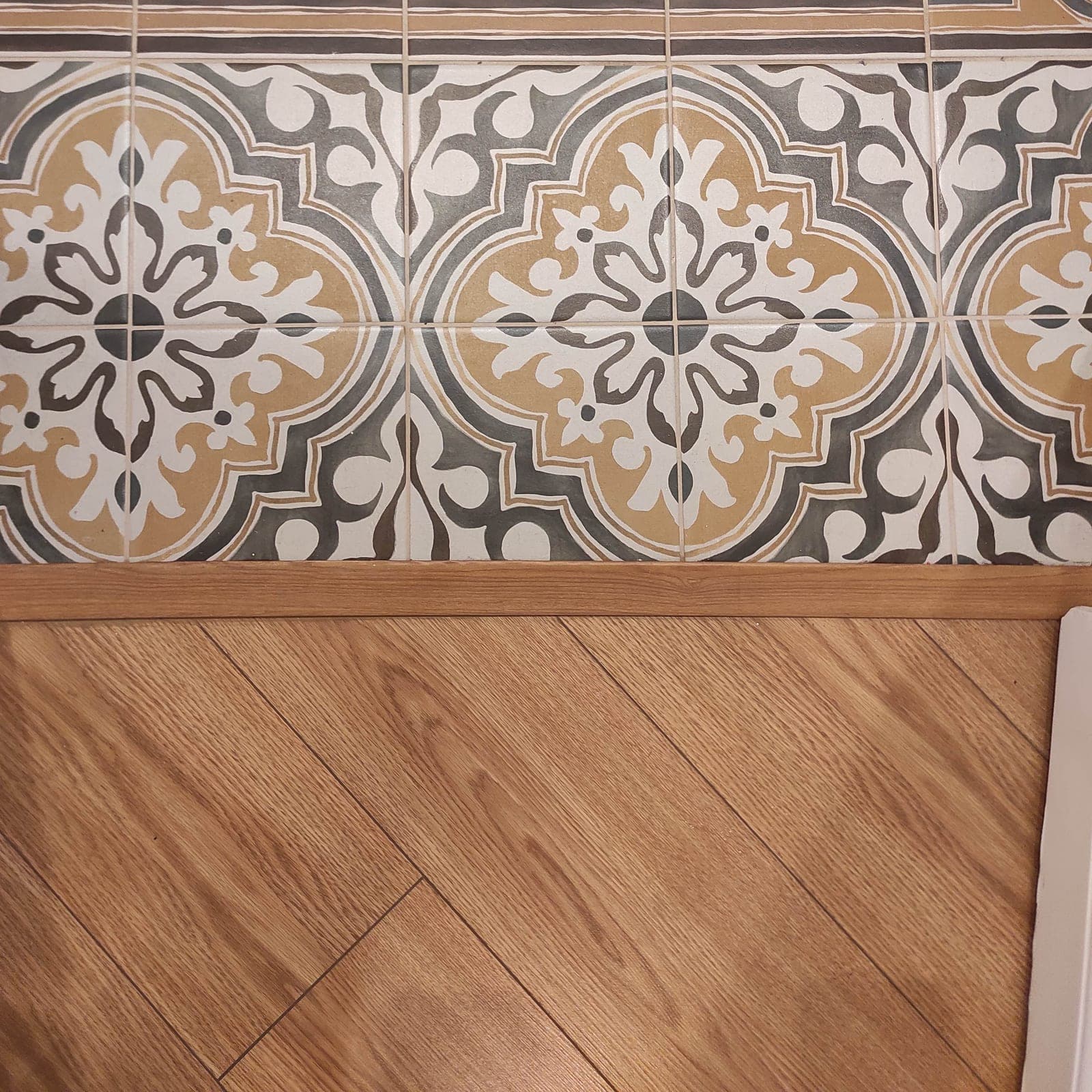 Patterned tile detail
